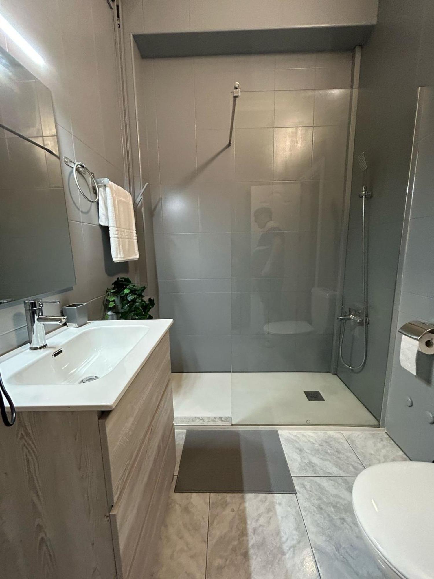 Basement Apartment San Bartolomé Ngoại thất bức ảnh