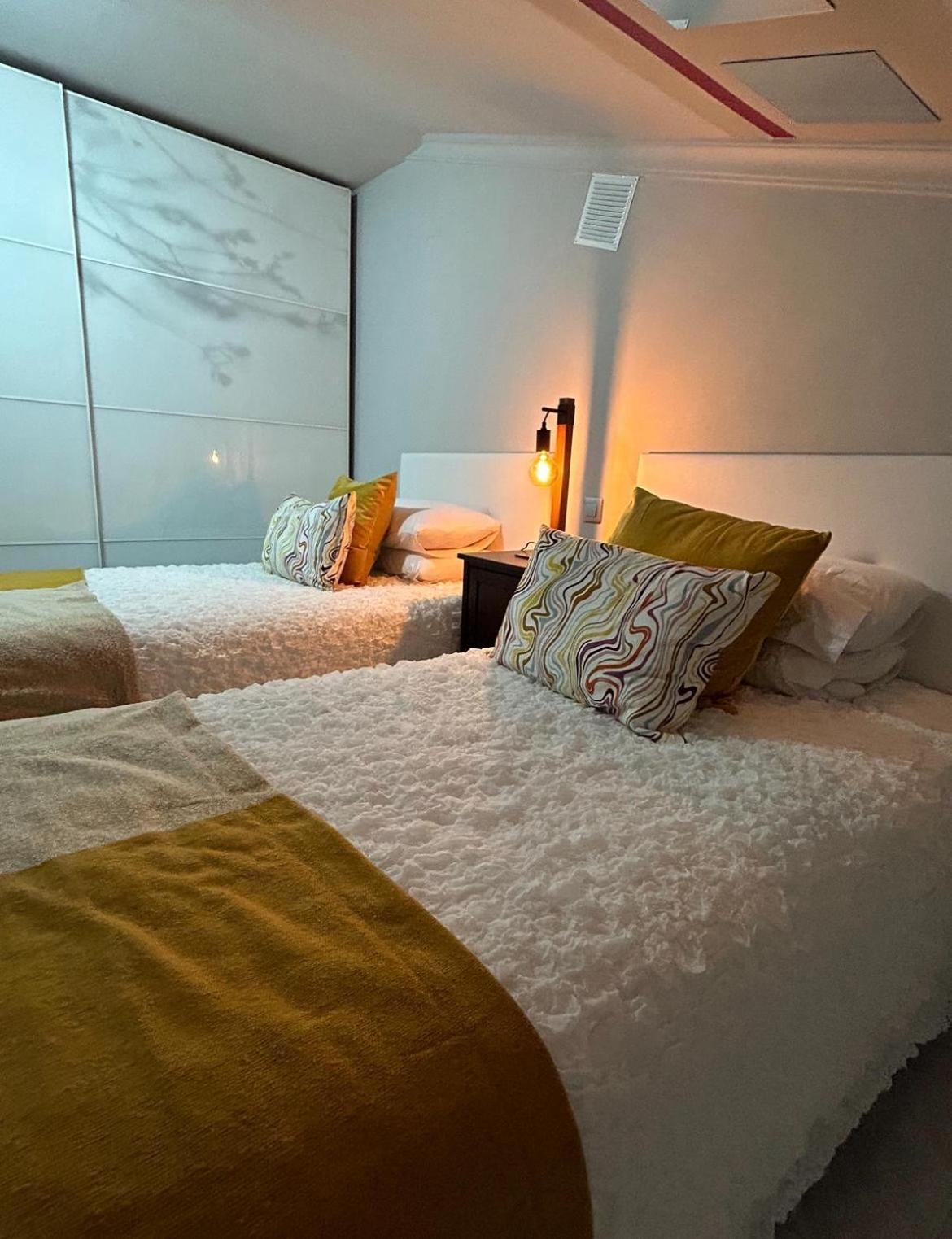 Basement Apartment San Bartolomé Ngoại thất bức ảnh