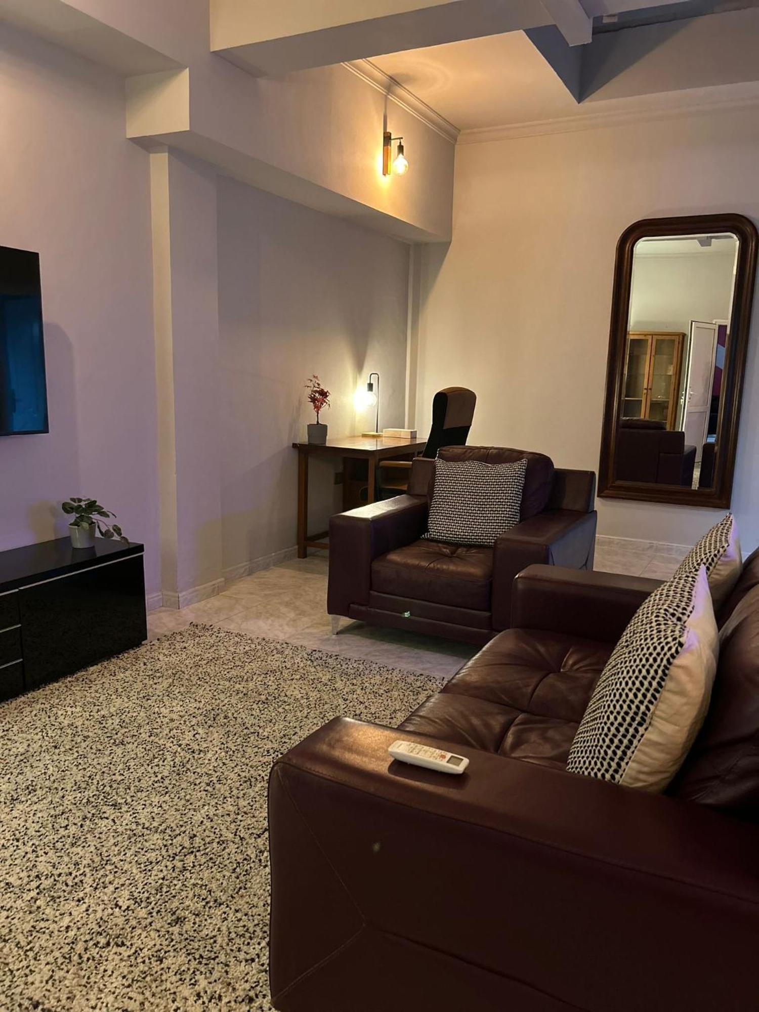 Basement Apartment San Bartolomé Ngoại thất bức ảnh