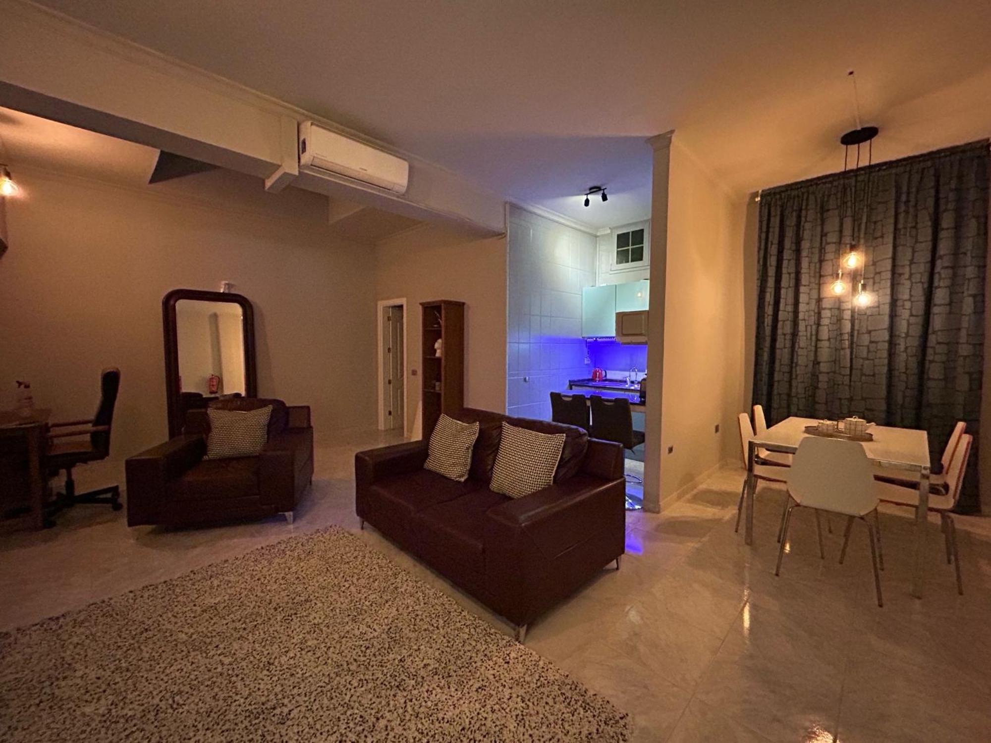 Basement Apartment San Bartolomé Ngoại thất bức ảnh